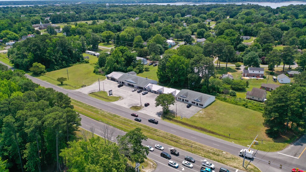2058-2090 George Washington Memorial Hwy, Gloucester Point, VA à vendre - Photo de l’immeuble – Image 3 sur 15