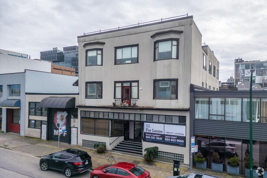 38 E 4th Ave, Vancouver, BC à louer - Photo principale – Image 1 sur 4