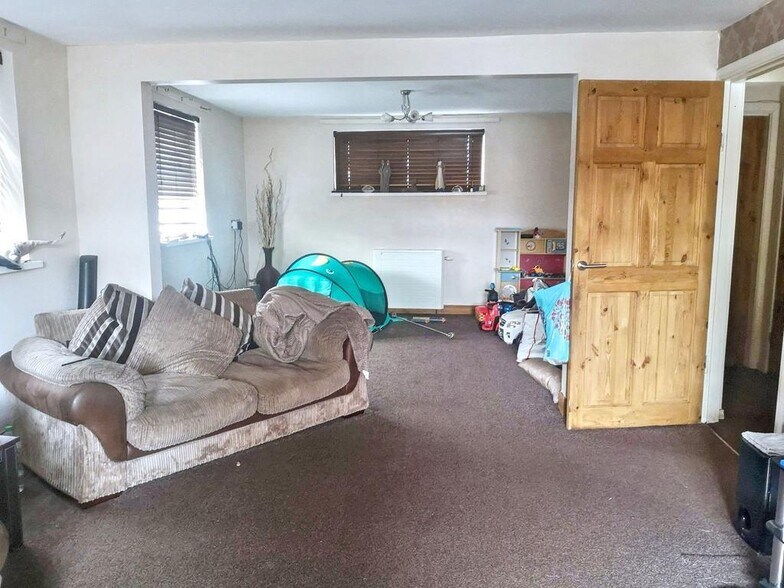 Strothers Road,, High Spen à vendre - Photo de l’immeuble – Image 3 sur 18