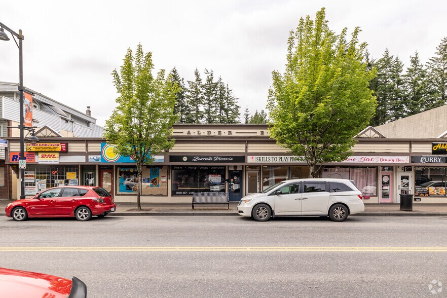 27112-27114 Fraser Hwy, Langley Twp, BC à louer - Photo de l’immeuble – Image 2 sur 3