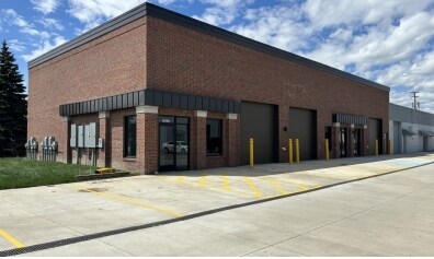 33421-33425 Kelly Rd, Fraser, MI à vendre - Photo de l’immeuble – Image 2 sur 6