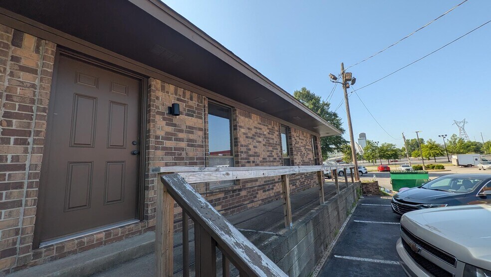 510 W 4th St, North Little Rock, AR à louer - Photo de l’immeuble – Image 2 sur 3