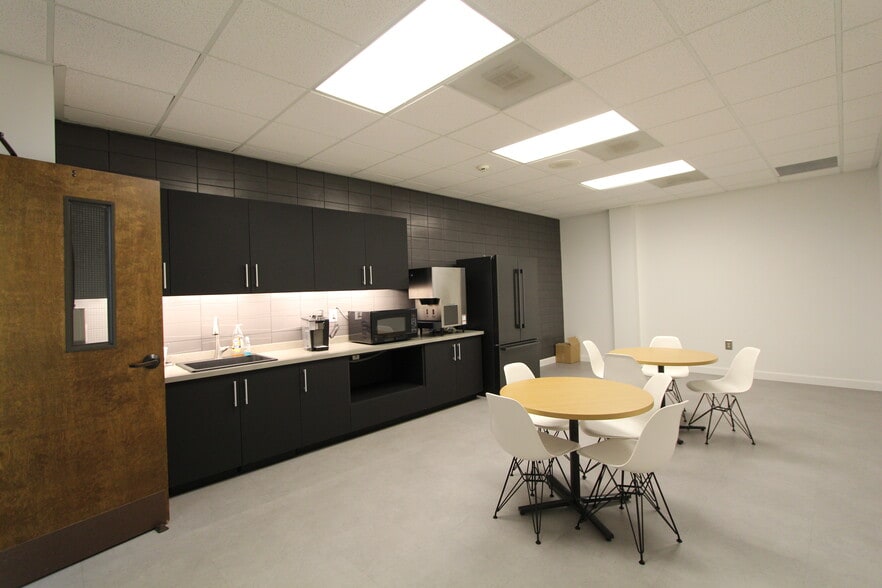 2141 Enterprise Dr, Florence, SC à louer - Photo intérieure – Image 2 sur 6