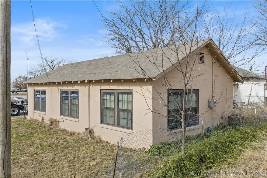 101 S 4th Ave, Marietta, OK à vendre - Photo de l’immeuble – Image 2 sur 3