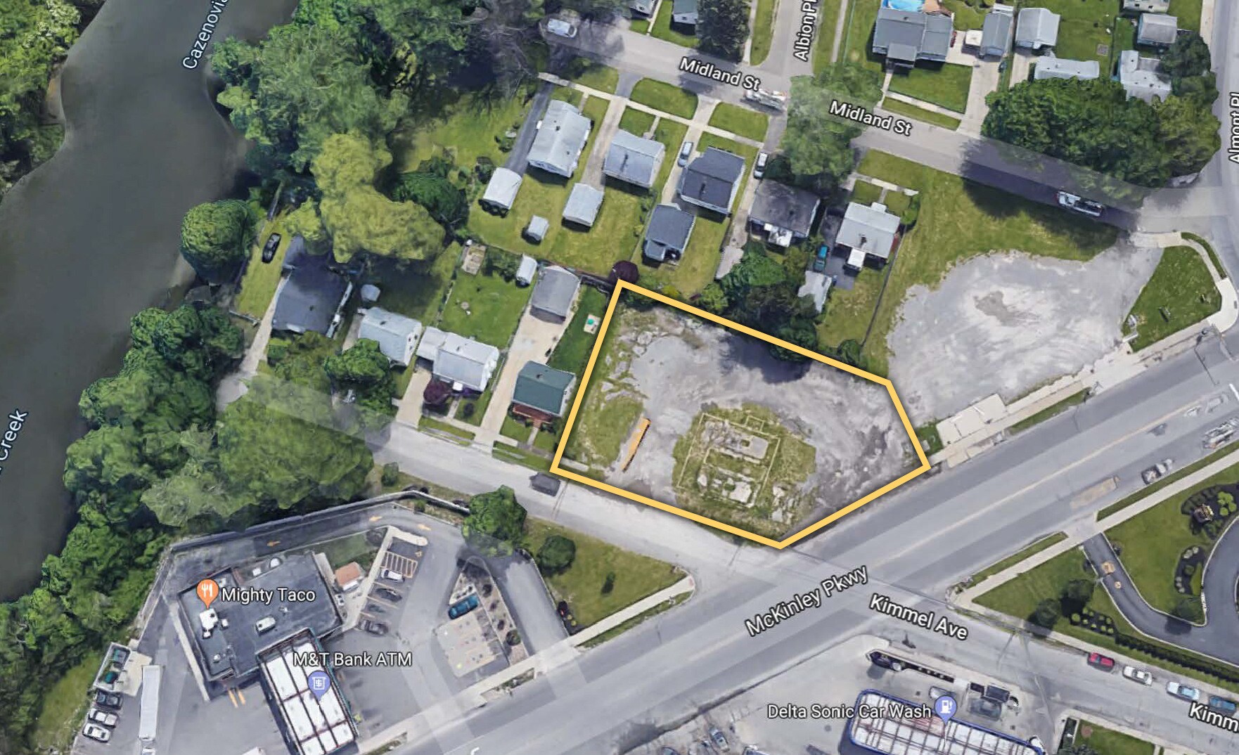 1027 McKinley Pky, Buffalo, NY à vendre Photo de l’immeuble– Image 1 sur 2