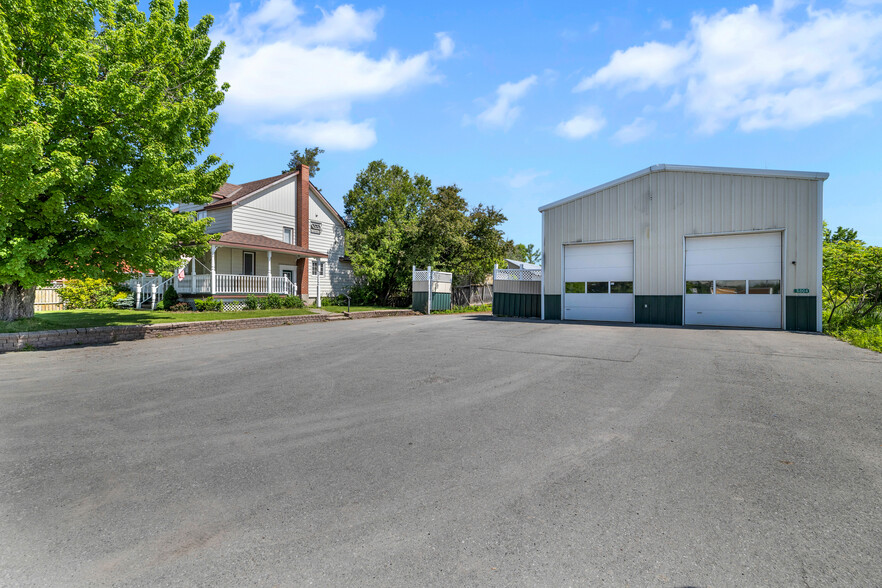 6804-6806 Harbour St, Ottawa, ON à vendre - Photo de l’immeuble – Image 3 sur 5
