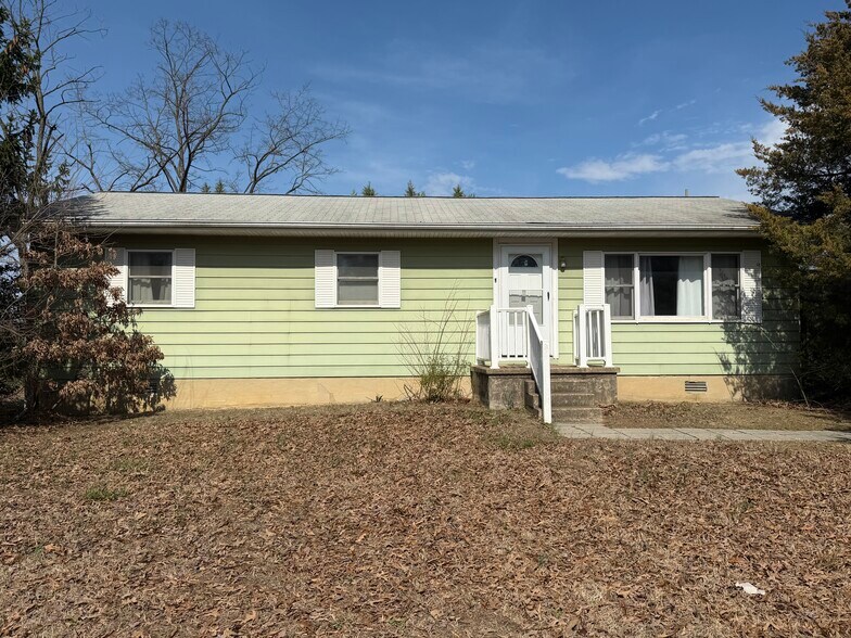 8250 Baltimore Annapolis Blvd, Pasadena, MD à louer - Photo de l’immeuble – Image 2 sur 5