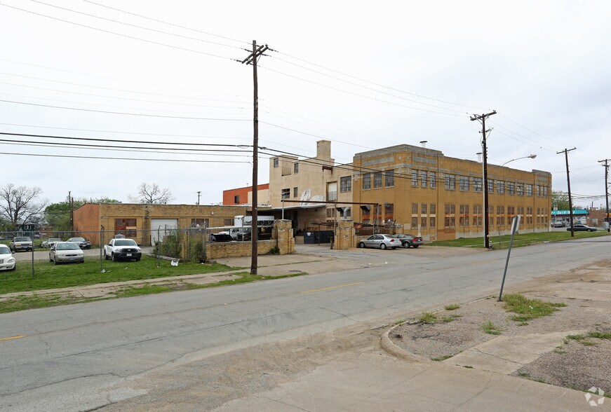 1401 N Carroll Ave, Dallas, TX à louer - Photo de l’immeuble – Image 2 sur 27