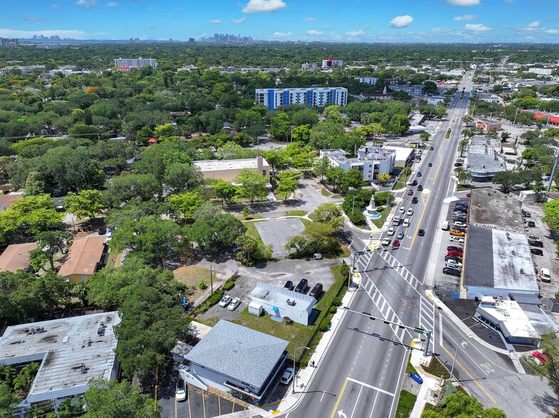 13255 W Dixie Hwy, North Miami, FL à vendre - Aérien – Image 2 sur 20