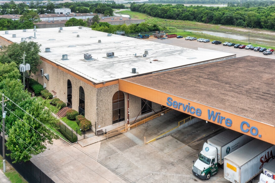 7207 North Loop E, Houston, TX à vendre - Photo de l’immeuble – Image 3 sur 12