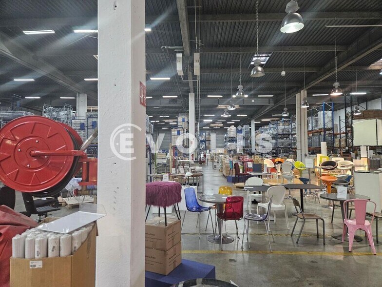 Local d’activités dans Palaiseau à louer - Photo intérieure – Image 2 sur 14