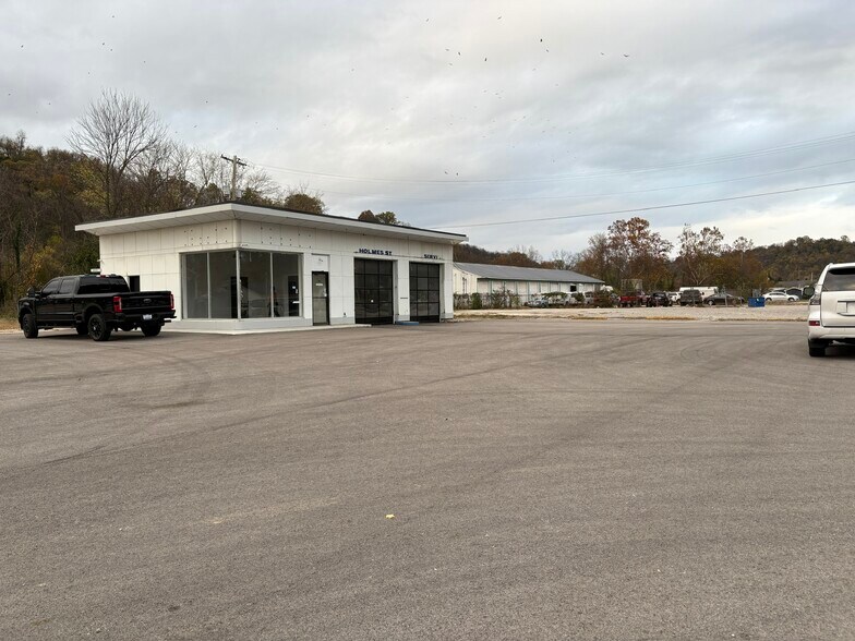 500 Holmes St, Frankfort, KY à vendre - Photo de l’immeuble – Image 3 sur 16