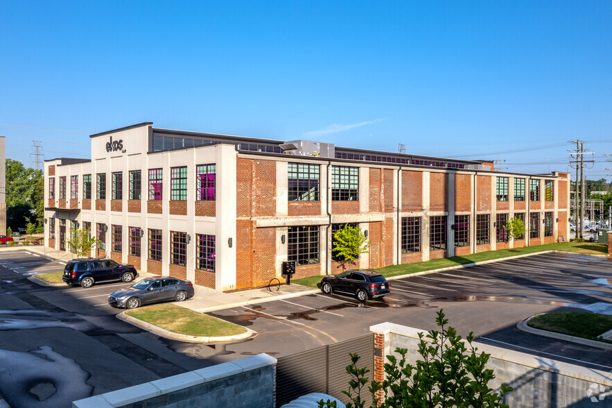 2500 N Brevard St, Charlotte, NC à louer - Photo de l’immeuble – Image 3 sur 9