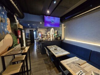 Plus de détails pour Local commercial à louer