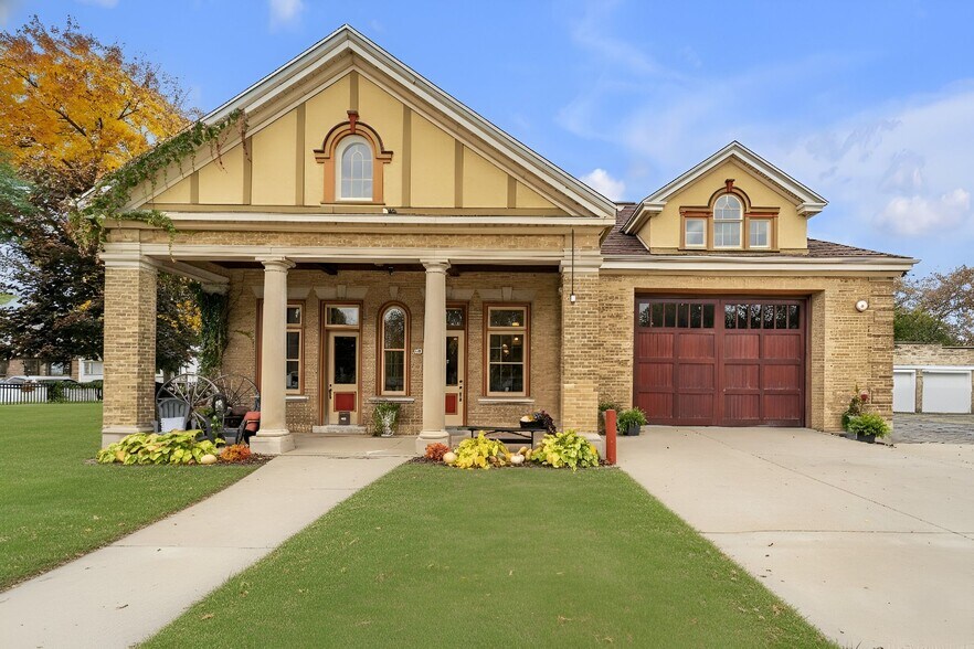 407 N Hawley Rd, Milwaukee, WI à vendre - Photo de l’immeuble – Image 3 sur 33