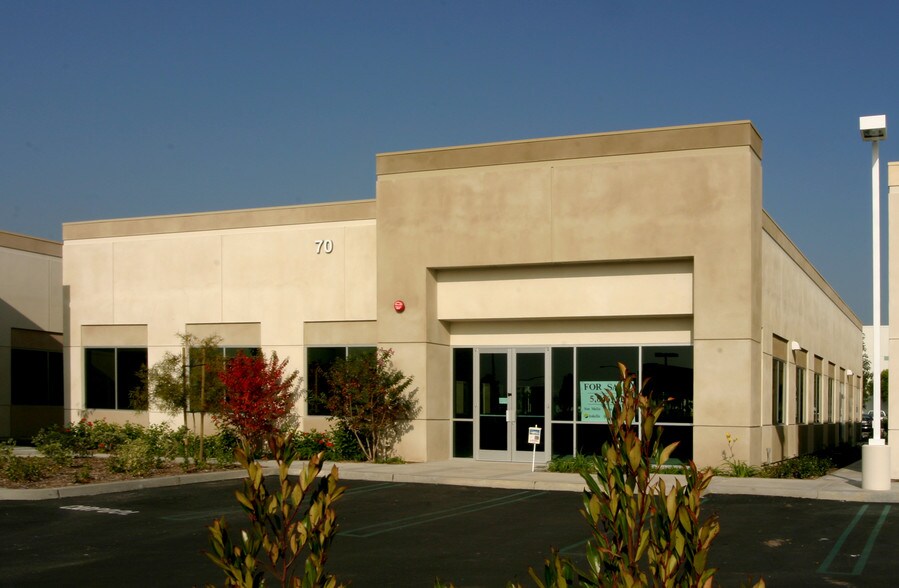 70 Discovery, Irvine, CA à vendre - Photo de l’immeuble – Image 2 sur 6