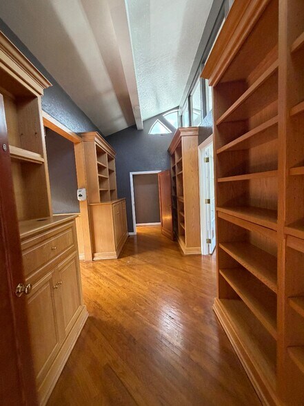 2995 Woodside Rd, Woodside, CA à louer - Photo de l’immeuble – Image 2 sur 6