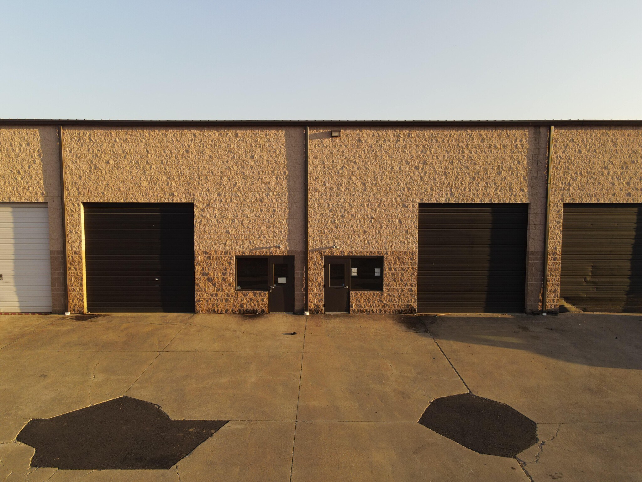 30 Blackjack Rd, Fredericksburg, VA à louer Photo principale– Image 1 sur 24