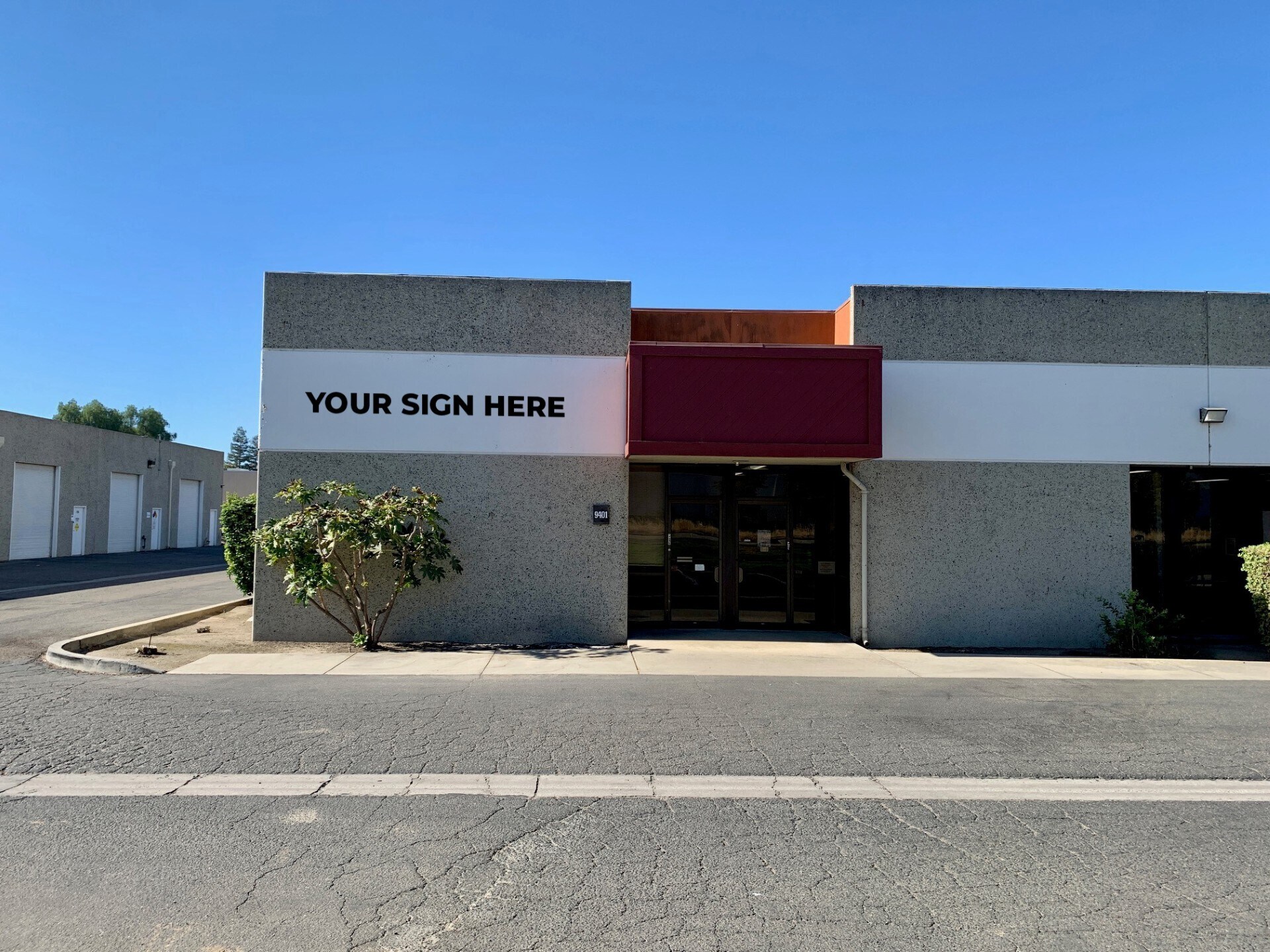 9401-9415 W Goshen Ave, Visalia, CA à louer Photo de l’immeuble– Image 1 sur 9