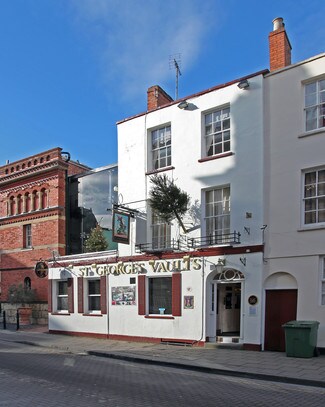 Plus de détails pour 53 St Georges Pl, Cheltenham - Local commercial à vendre
