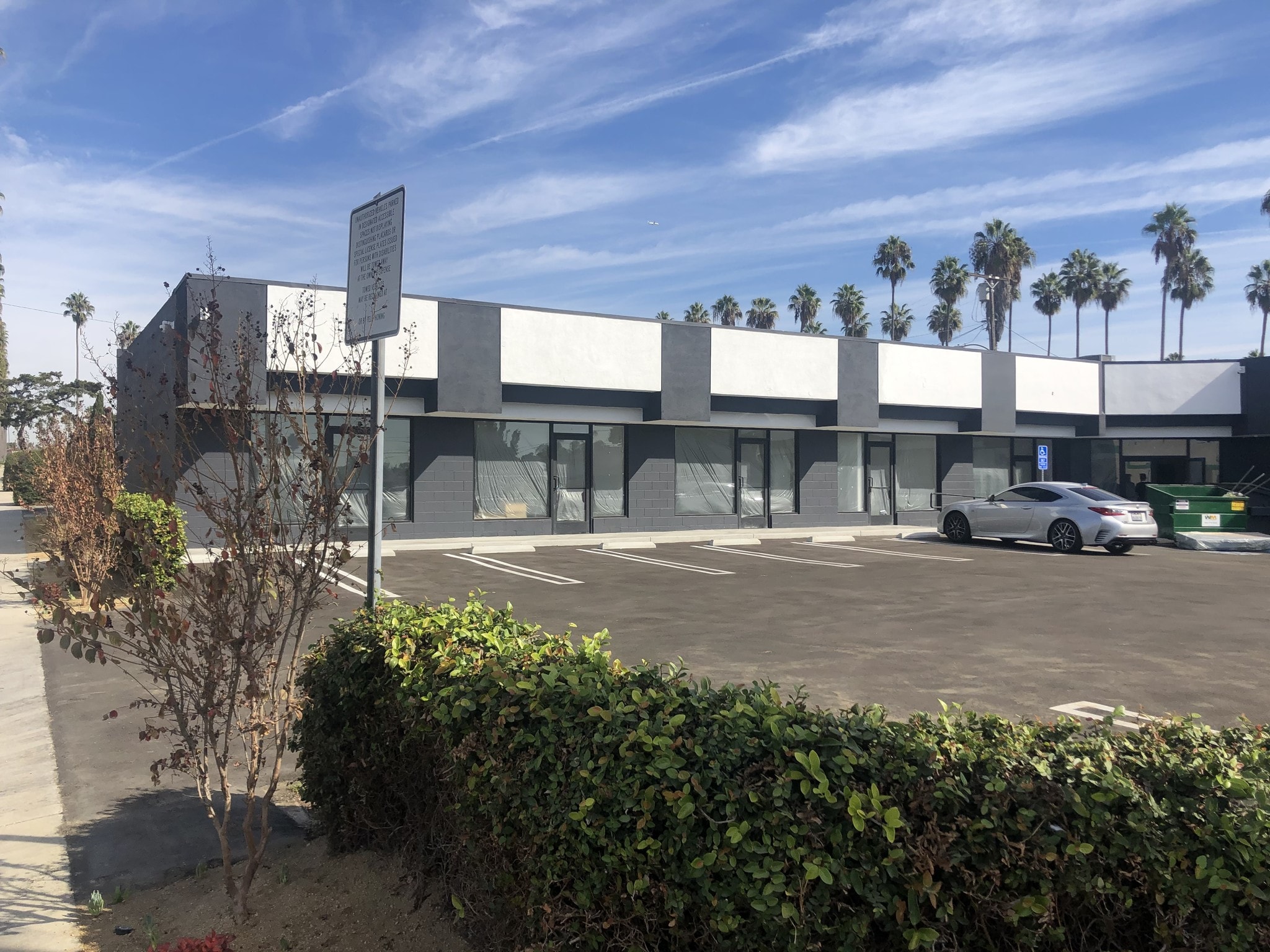 3819 W Slauson Ave, Los Angeles, CA à louer Photo principale– Image 1 sur 7