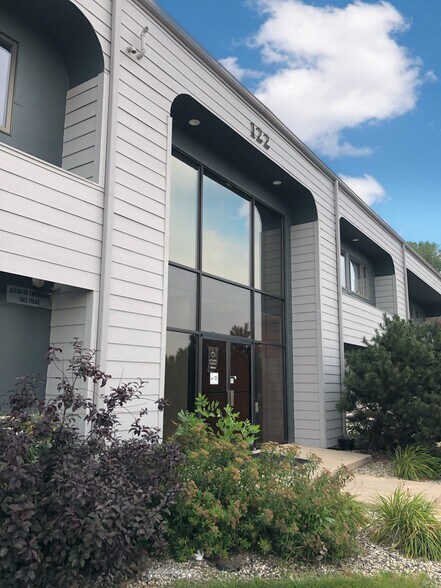 122 E Olin Ave, Madison, WI à louer - Photo de l’immeuble – Image 2 sur 8
