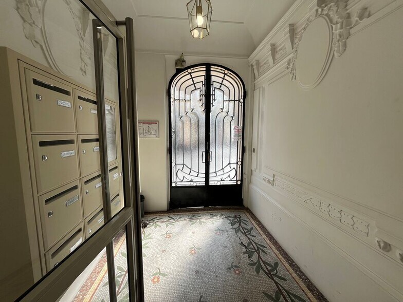 290 Rue De Vaugirard, Paris à vendre - Hall d’entrée – Image 1 sur 1