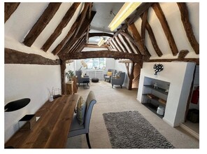 16 Wycombe End, Beaconsfield à louer Photo intérieure– Image 1 sur 2