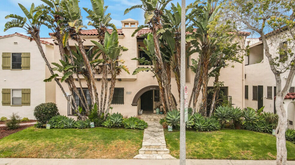 8323 Blackburn Ave, Los Angeles, CA à vendre - Photo de l’immeuble – Image 2 sur 6