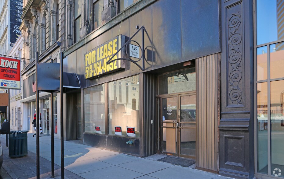 133-135 W 4th St, Cincinnati, OH à louer - Photo de l’immeuble – Image 3 sur 28