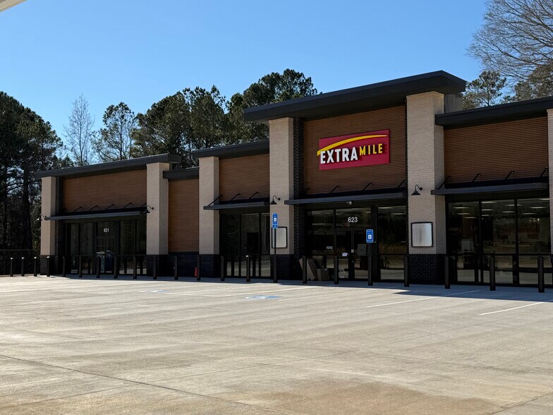 627 Old Phoenix Road, Eatonton, GA à louer - Photo principale – Image 1 sur 3