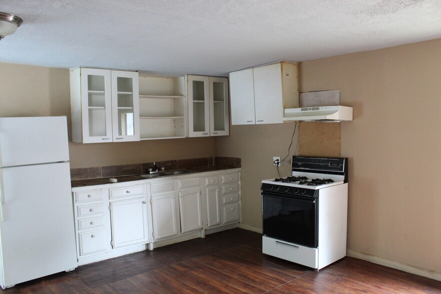 13928 Bandera St, Houston, TX à vendre - Photo de l’immeuble – Image 3 sur 27