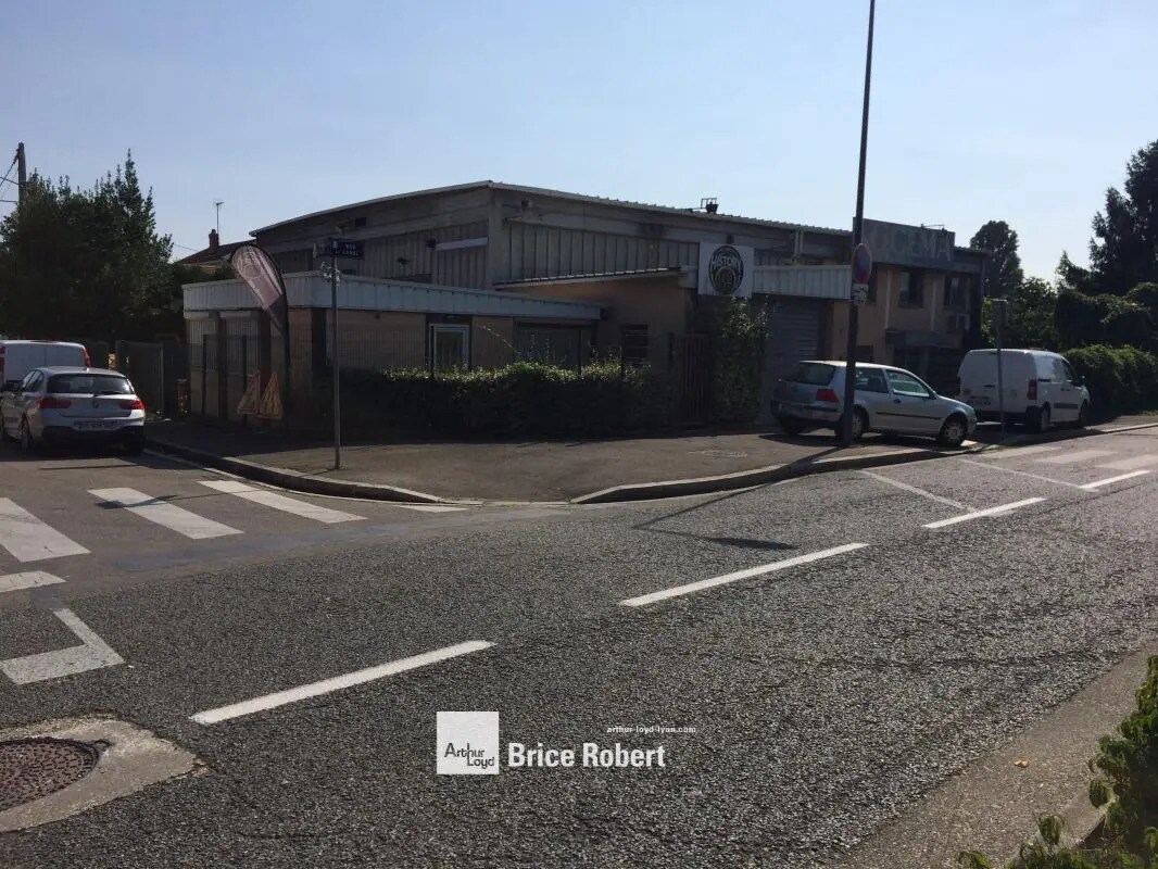 13 Rue Du Canal, Villeurbanne à louer Photo de l’immeuble– Image 1 sur 4