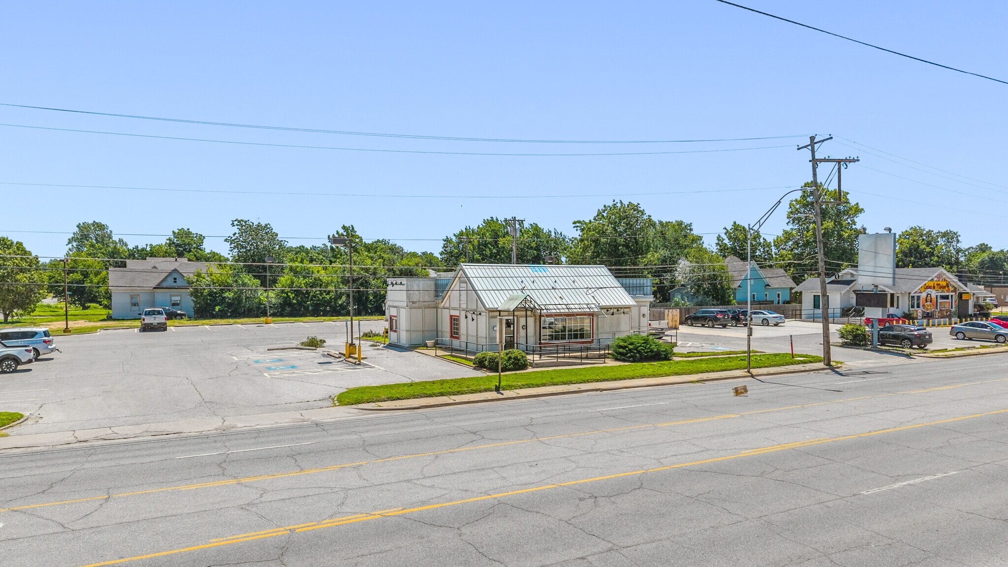 309 S Van Buren St, Enid, OK à vendre Photo de l’immeuble– Image 1 sur 5