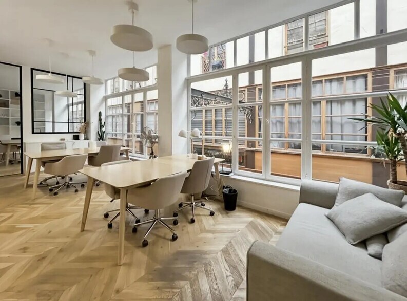 Bureau dans Paris à louer - Photo de l’immeuble – Image 1 sur 8