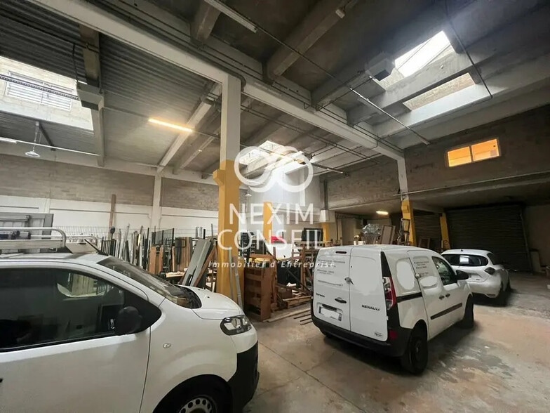 Local d’activités dans Aulnay-sous-Bois à louer - Photo de l’immeuble – Image 3 sur 11