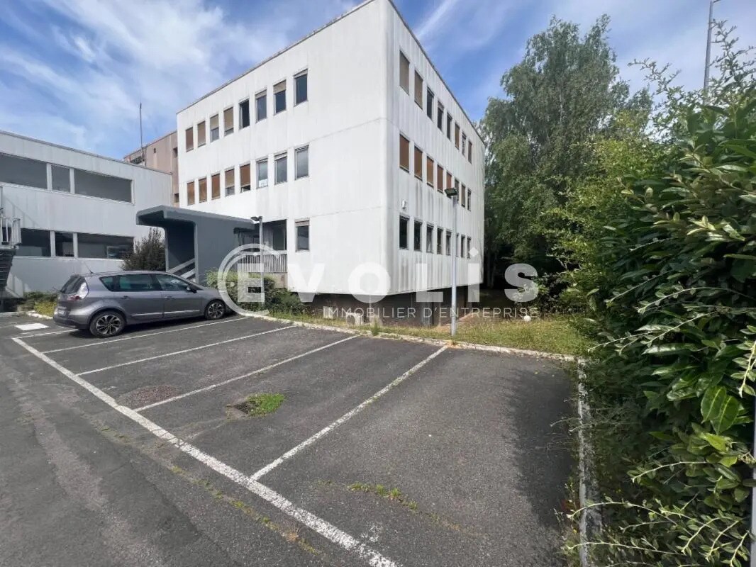 Bureau dans Chennevières-sur-Marne à louer Photo de l’immeuble– Image 1 sur 15