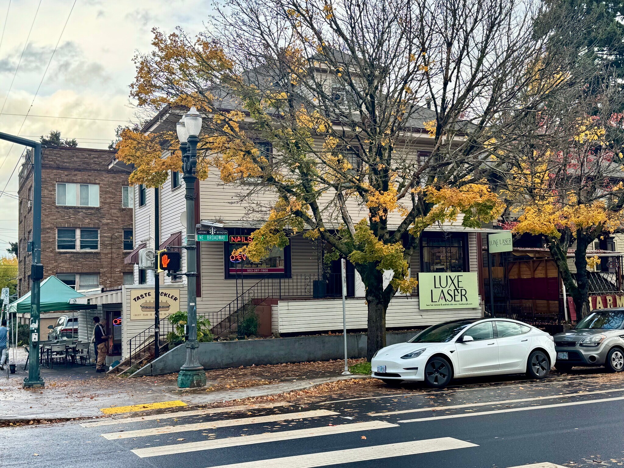 1405 NE Broadway St, Portland, OR à louer Photo de l’immeuble– Image 1 sur 11