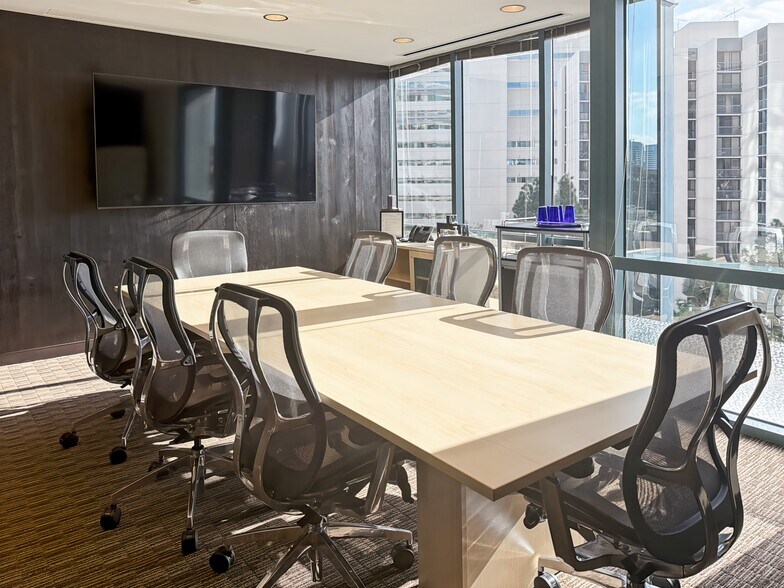 501 W Broadway, San Diego, CA à louer - Photo intérieure – Image 2 sur 14