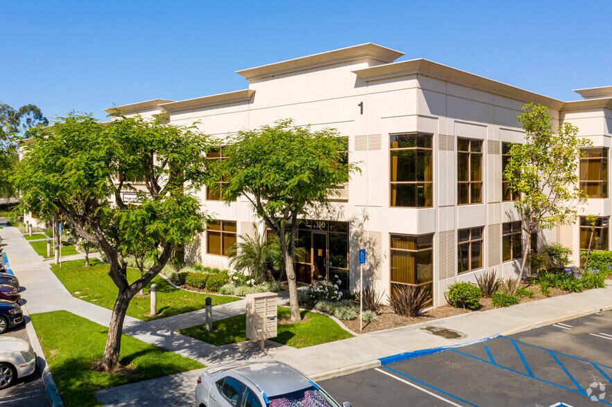 1 Peters Canyon Rd, Irvine, CA à louer - Photo de l’immeuble – Image 1 sur 6