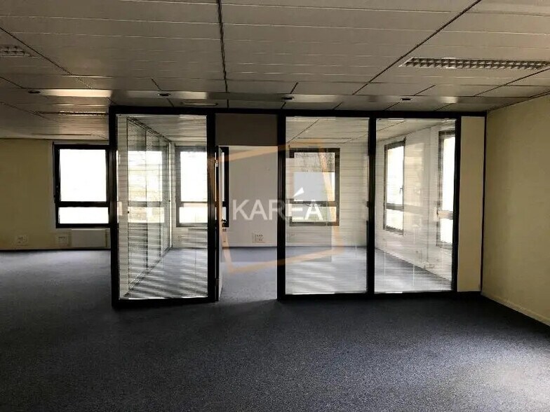 Bureau dans Lognes à louer - Photo intérieure – Image 1 sur 5