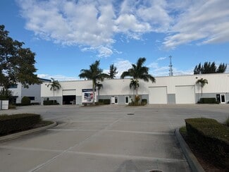 Plus de détails pour 7525 SW Jack James Dr, Stuart, FL - Industriel/Logistique à louer