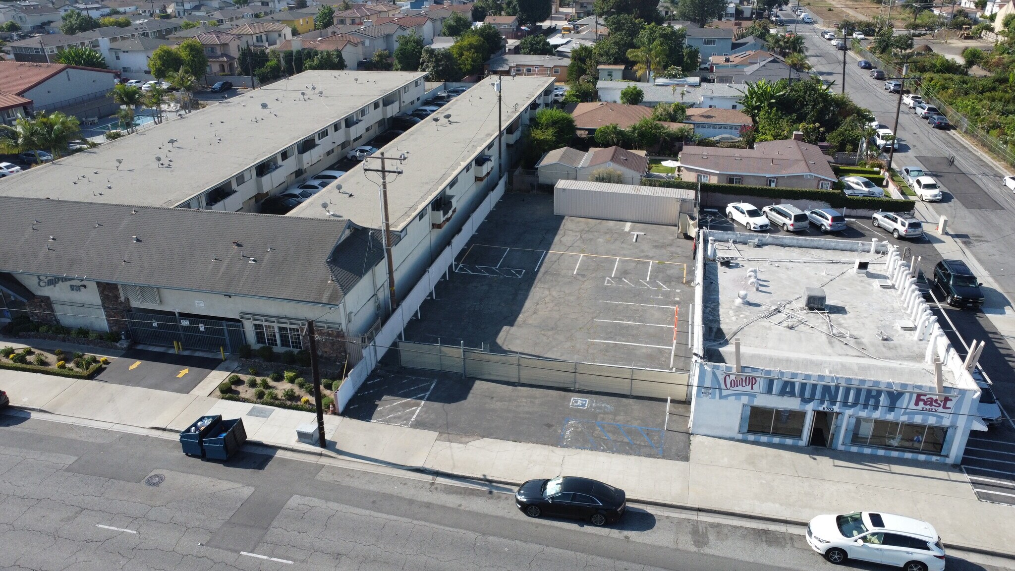 8710 Artesia Blvd, Bellflower, CA à louer Photo de l’immeuble– Image 1 sur 4