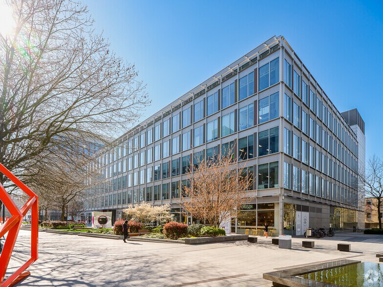 191 Wood Ln, Londres à louer - Photo de l’immeuble – Image 2 sur 52