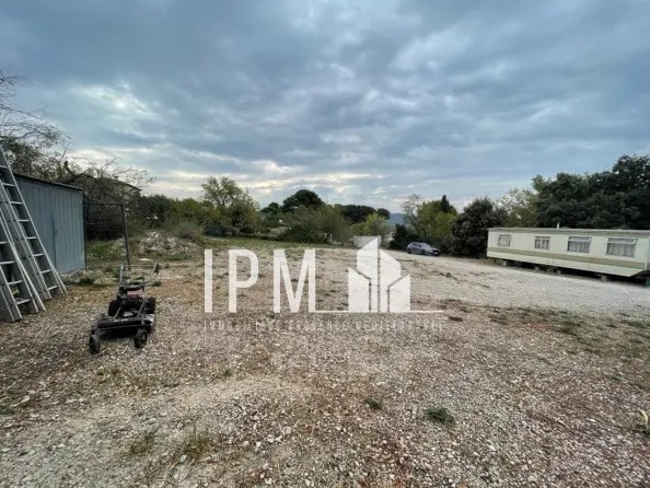Terrain dans Septèmes-les-Vallons à louer - Photo de l’immeuble – Image 2 sur 5