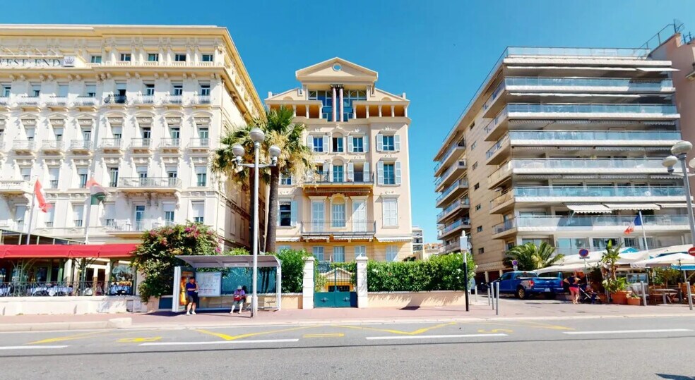 Bureau dans Nice à vendre - Photo de l’immeuble – Image 1 sur 21