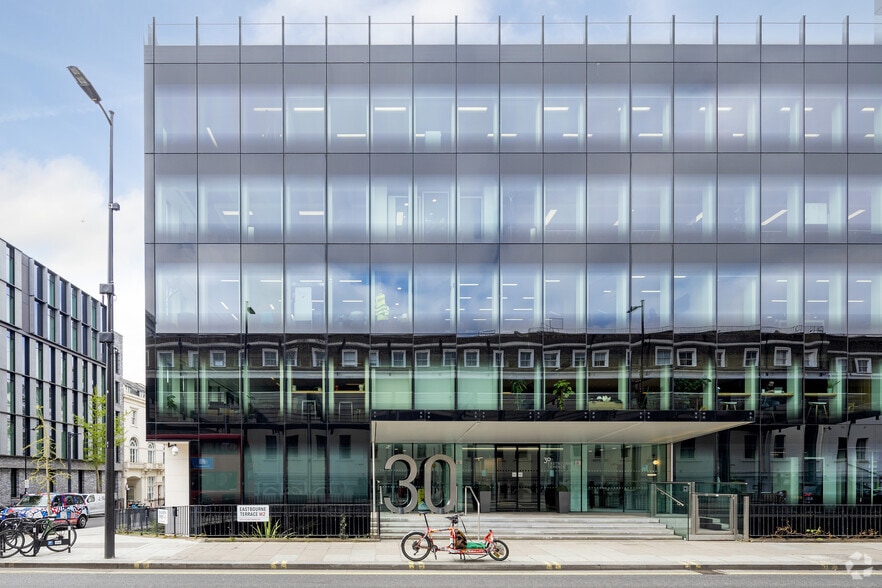 30 Eastbourne Ter, Londres à louer - Photo de l’immeuble – Image 2 sur 2