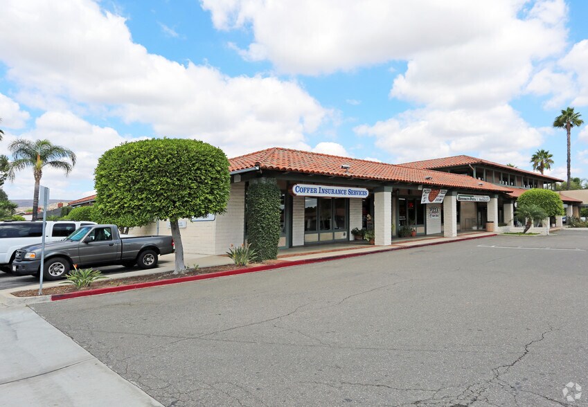 1267-1281 E Imperial Hwy, Placentia, CA à louer - Photo principale – Image 2 sur 5