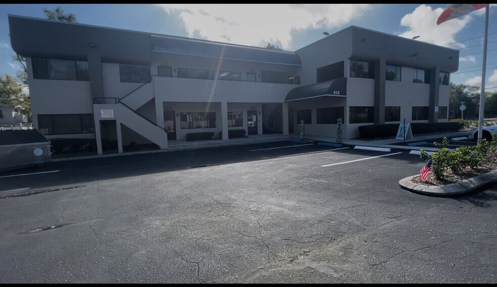 912 Drew St, Clearwater, FL à louer - Photo de l’immeuble – Image 3 sur 5