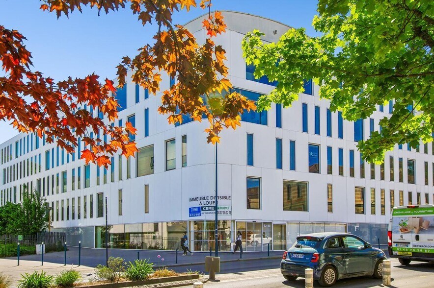 90 Avenue Du Général Leclerc, Pantin à louer - Photo de l’immeuble – Image 1 sur 14